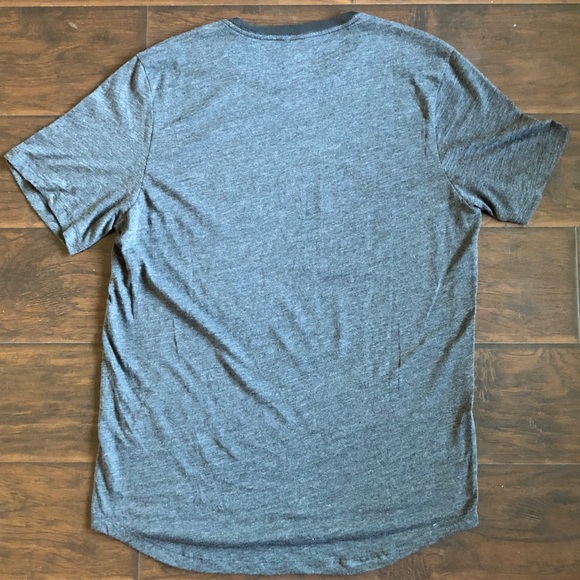 Howe Women’s T-shirt - Picture 5 of 6